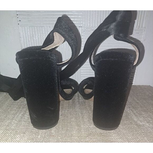 Steve Madden Heels Women Clary-V Size 10 BLACK Velvet Lace Up Black Heels - Picture 4 of 12